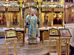 В праздник Сретения Господня епископ Моравичский Антоний совершил Литургию на Сербском Подворье в Москве