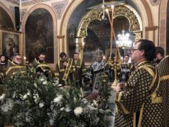 В канун Великой субботы епископ Антоний совершил Утреню с чином погребения Плащаницы Господа Иисуса Христа на Сербском подворье в Москве