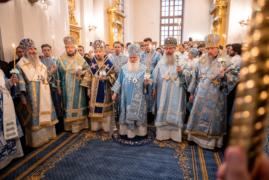 В канун праздника Казанской иконы Божией Матери в Казанском кафедральном соборе состоялось соборное архиерейское богослужение