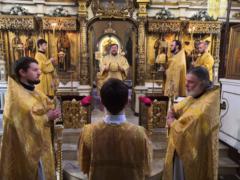 Божественная литургия в Неделю о блудном сыне на Сербском подворье в Москве (фото)