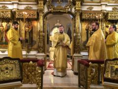 Божественная литургия в Неделю 30-ю по Пятидесятнице на Сербском подворье в Москве