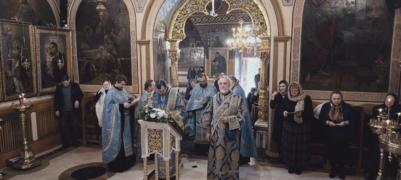 Божественная литургия в субботу акафиста на Сербском подворье в Москве