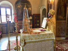 Божественная литургия в Неделю 9-ю по Пятидесятнице на Сербском подворье в Москве