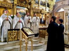 Божественная литургия в праздник Вознесения Господня на Сербском подворье в Москве
