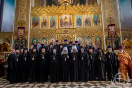 Божественная литургия в Таллинском Александро-Невском кафедральном соборе