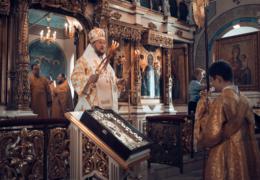 В Неделю 4-ю по Пятидесятнице епископ Антоний совершил Божественную литургию на Сербском подворье в Москве