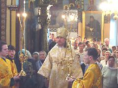 Литургию возглавляет епископ Егорьевский Марк