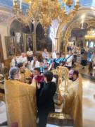 Божественная литургия в Неделю 1-ю по Пятидесятнице, всех святых на Сербском подворье в Москве