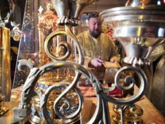 Божественная литургия в 24-ю неделю по Пятидесятнице на Сербском подворье в Москве