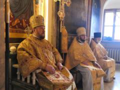 В день памяти пророка Илии епископ Антоний возглавил литургию в храме святых апостолов Петра и Павла в Москве