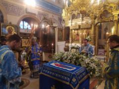 Епископ Моравичский Антоний совершил утреню с чином Погребения Пресвятой Богородицы