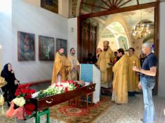 Епископ Моравичский Антоний совершил Божественную литургию и отпевание в Введенском храме г. Болхов
