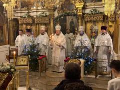 Божественная литургия в праздник Рождества Христова на Сербском подворье в Москве